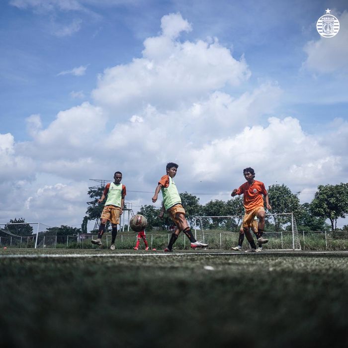 Elite Pro Academy Persija Gelar Latihan Bersama.