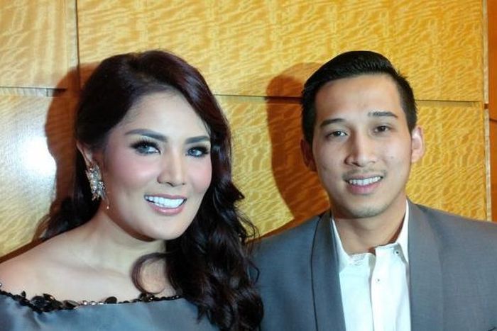 Nindy Ayunda dan Askara Parasady Harsono