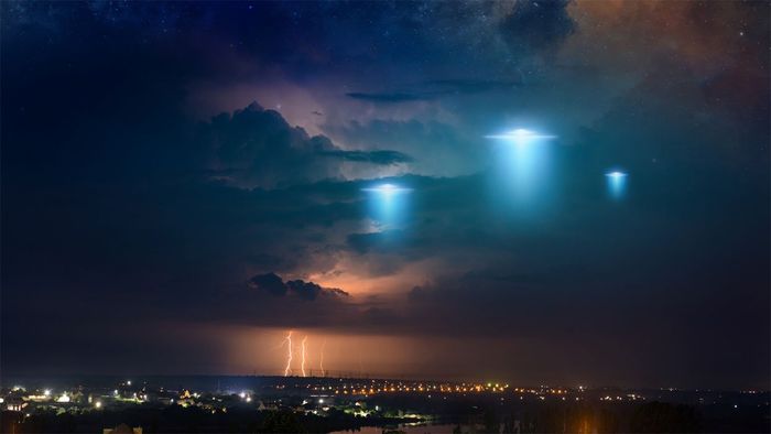 Dokumen CIA Mengungkap 70 Tahun Info UFO Pemerintah AS.