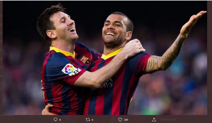 Lionel Messi dan Dani Alves saat membela Barcelona.