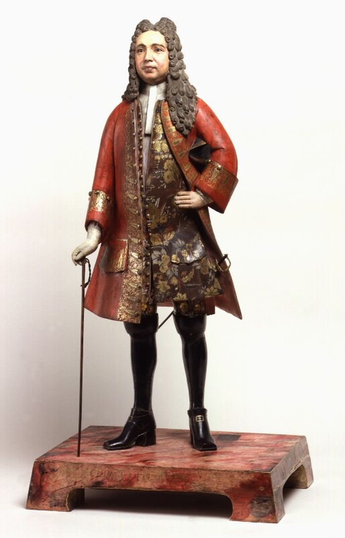 Patung tembikar yang menampilkan Joseph Colett (1673 &ndash; 1725), yang menjabat sebagai Wakil Gubernur Bengkulu 1712 - 1716. Karya seniman Cina yang bernama Chinqua dari Amoy pada 1716. 