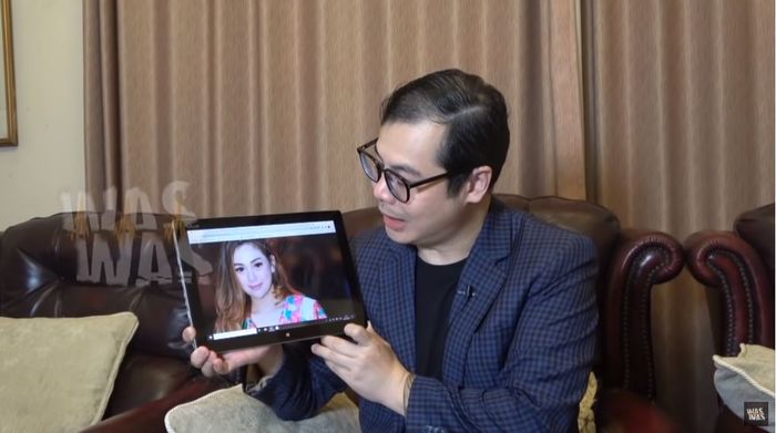 Coach Yudi yang merupakan seorang Scientific Face Reader tengah membaca karakter wajah dari pasangan Stefan William dan Celine Evangelista. 