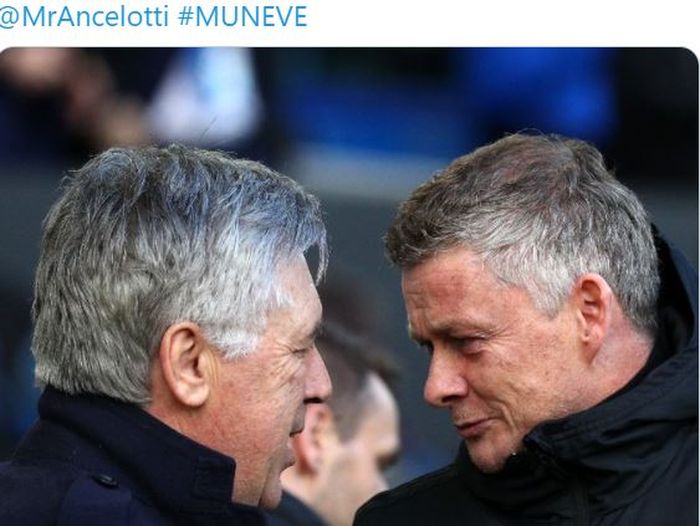 Pelatih Everton, Carlo Ancelotti, dan pelatih Manchester United, Ole Gunnar Solskjaer.