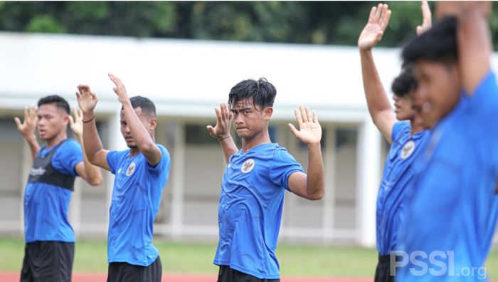 Hari perdana TC timnas Indonesia U-22 di Stadion Madya (9/2/2021). 