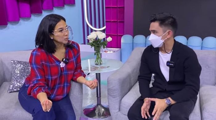 Perbincangan Feni Rose dan Lukman menjelaskan bahwa dirinya sudah feeling pernikahan Ayu akan dibatalkan saat Ayu menelfon.