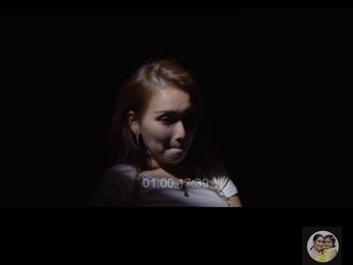 Ayu Ting Ting bicara soal hubungannya dengan Adit Jayusman.