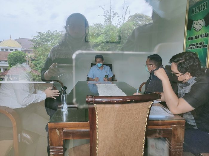 Mediasi pelanggaran protokol yang menjerat Raffi Ahmad di Pengadilan Negeri Depok, Rabu (17/2/2021).