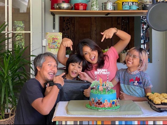 Keluarga Nirina Zubir