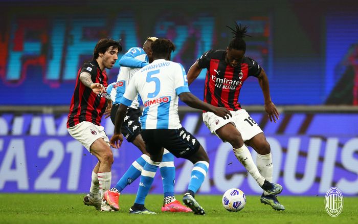 AC Milan takluk dari Napoli dalam laga pekan ke-27 Liga Italia 2020-2021, Minggu (14/3/2021) waktu setempat atau Senin pukul 02.45 WIB di San Siro. 