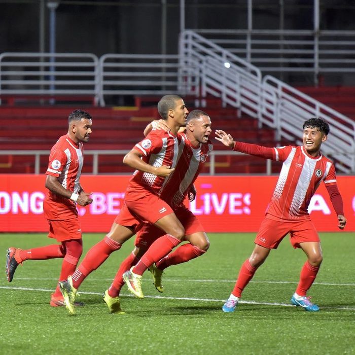 Yann Motta merayakan gol yang dicetaknya untuk Tanjong Pagar United di Liga Singapura 2020.