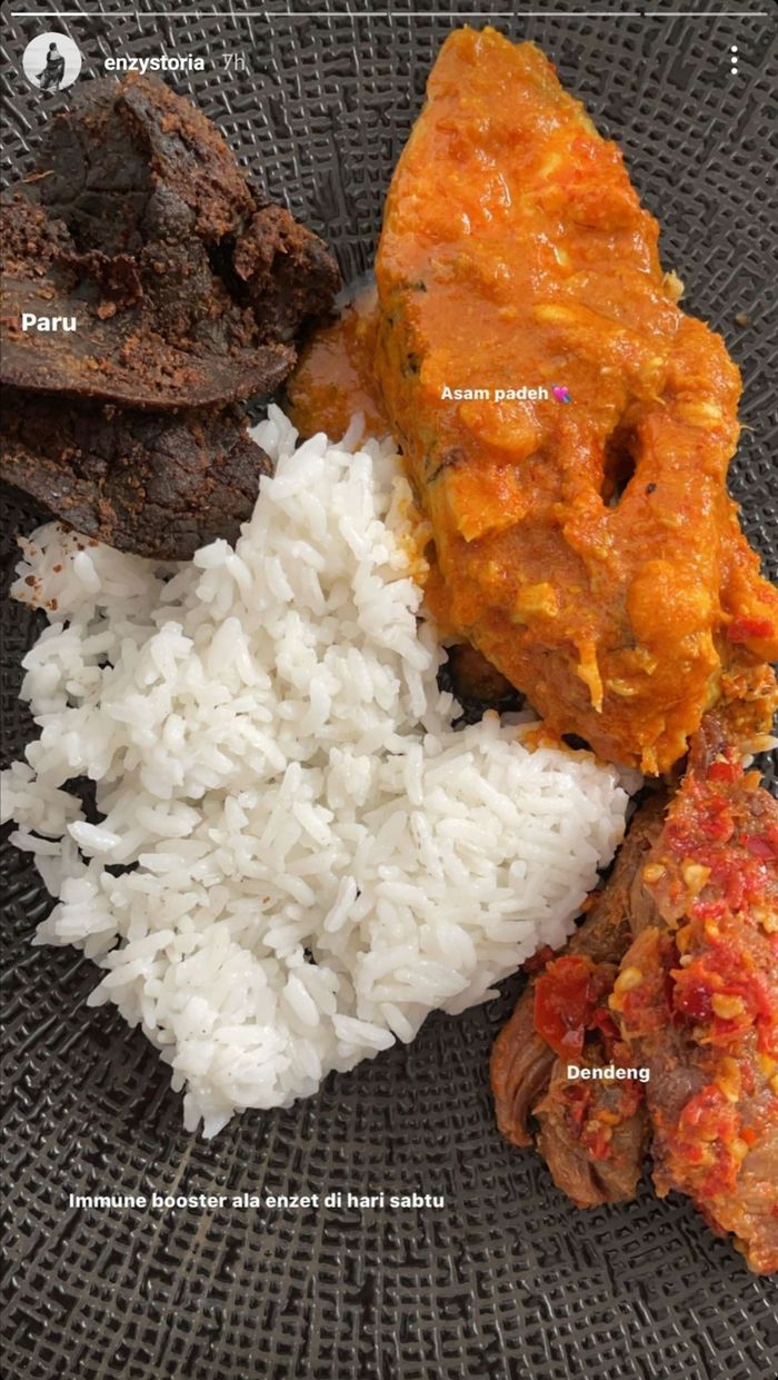 Tangkapan layar Instagram Story Enzy Storia.