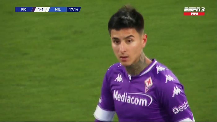 Gelandang Fiorentina, Eric Pulgar, mencetak gol ke gawang AC Milan dalam laga pekan ke-28, Minggu (21/3/2021) atau Senin pukul 00.00 WIB di Stadion Artemio Franchi