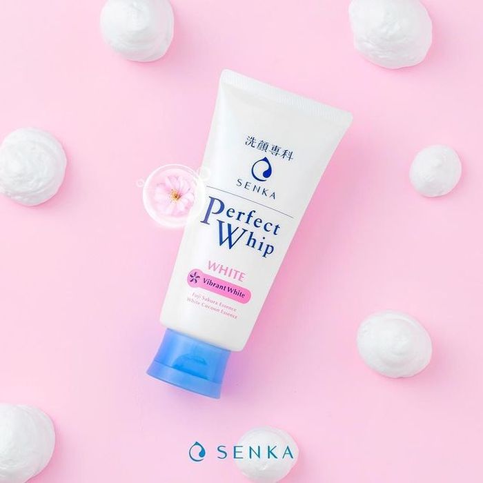 Senka Perfect Whip Vibrant White