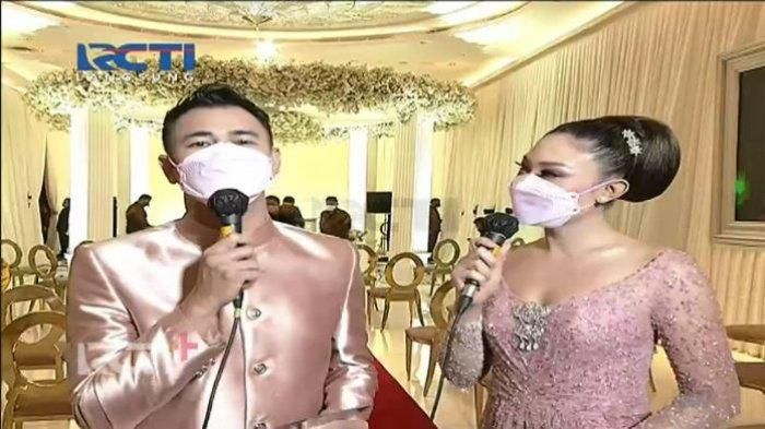 Raffi Ahmad dan Ayu Dewi menjadi presenter dalam acara akad nikah Atta Halilintar dan Aurel Hermansyah, Sabtu (3/4/2021).