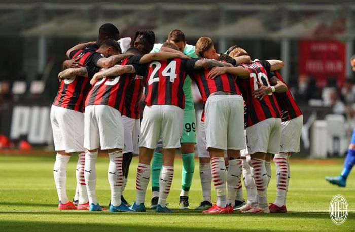 Para pemain AC Milan dalam laga melawan Sampdoria, Sabtu (3/4/2021).