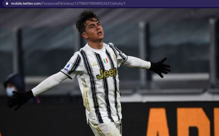 Striker Juventus, Paulo Dybala, melakukan selebrasi saat melawan Napoli dalam laga tunda pekan ke-3 Liga Italia 2020-2021 di Allianz Stadium, Rabu (7/4/2021) pukul 23.45 WIB. 