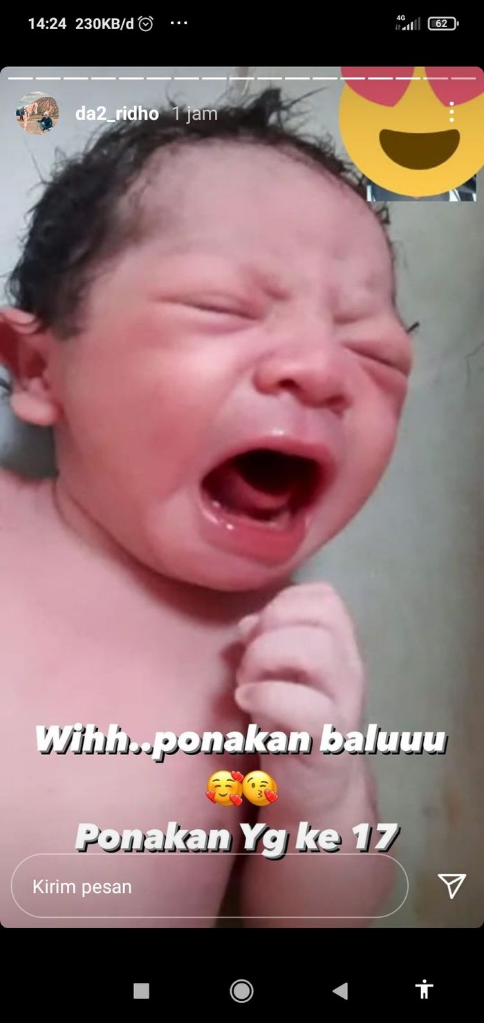 Kabar bahagia datang dari pasangan Rizki DA dengan Nadya Mustika Rahayu yang baru saja dikaruniai anak pertama.  