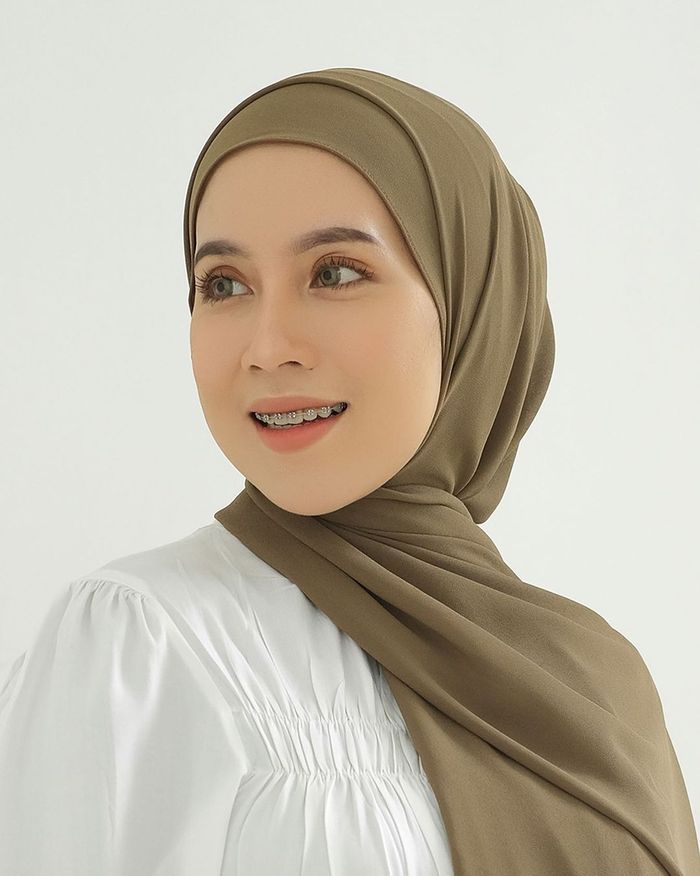 Style hijab manis buat Idul Fitri 2021