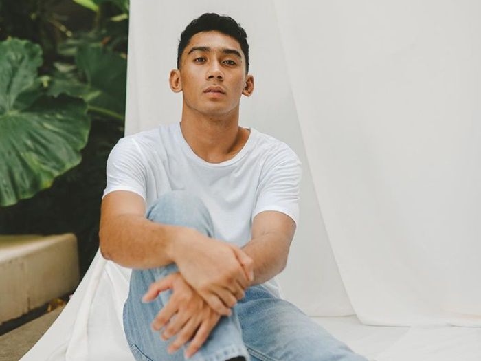 Simak profil Daffa Wardhana, aktor ganteng yang digosipkan pacaran dengan Ariel Tatum. Ini perjalanan kariernya!