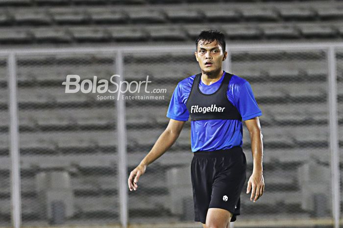 Rachmat Irianto sedang dalam pemusatan latihan timnas Indonesia di Stadion Madya, Senayan, Jakarta, 11 Mei 2021.