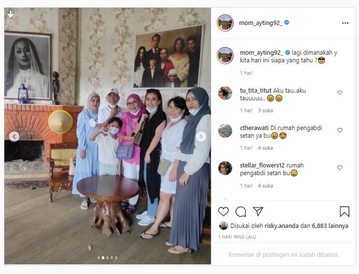 Liburan keluarga Ayu Ting Ting di rumah Pengabdi Setan
