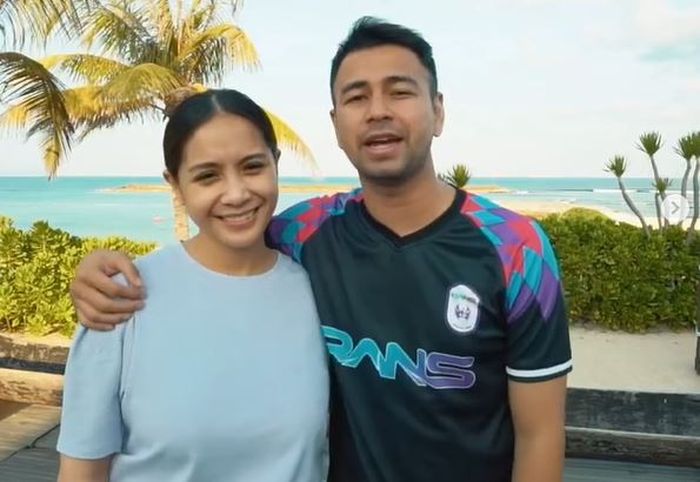 Raffi Ahmad dan Nagita Slavina saat sedang berlibur ke Pulau Dewata