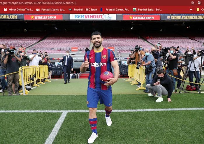 Sergio Aguero saat diperkenalkan sebagai penyerang baru Barcelona.