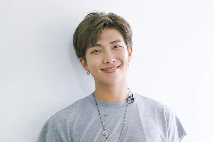Arti nama panggung member BTS: RM (dulunya Rap Monster).