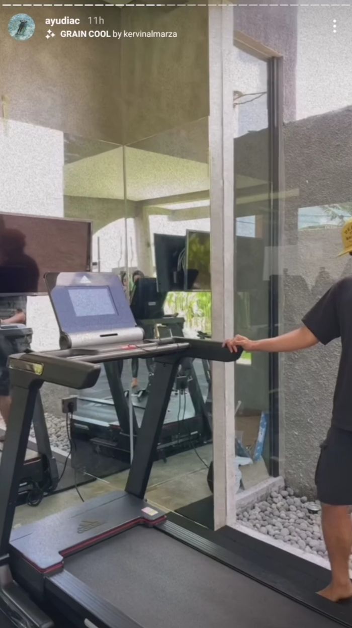 Ruang gym di rumah artis Ayudia Bing Slamet dan Ditto Percussion.