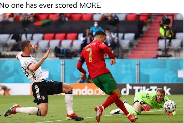 Megabintang timnas Portugal, Cristiano Ronaldo, mencetak gol ke gawang timnas Jerman dalam laga Grup F EURO 2020 di Stadion Football Arena, Sabtu (19/6/2021).