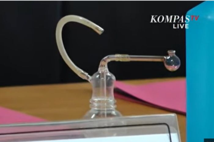 Alat isab sabu milik Nia Ramadhani dan Ardi Bakrie