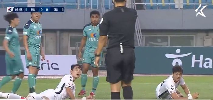 Asnawi Mangkualam turut tampil bersama Ansan Greeners saat menang 3-1 atas Gyeongnam FC dalam laga pekan ke-20 K-League 2 di Stadion Ansan Wa, Senin (12/7/2021).