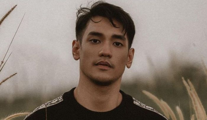 Simak profil Afgan, penyanyi yang digosipkan dengan penyanyi Rossa, sempat dinner berdua hingga pakai cincin couple. 