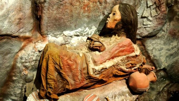 Momia Juanita atau Mumi Juanita adalah korban ritual Capacocha suku Inca.