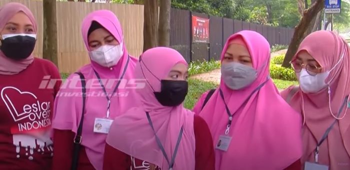 Perbincangan fans Leslar tentang harapannya untuk pernikahan Rizky Billar dan Lesty Kejora.