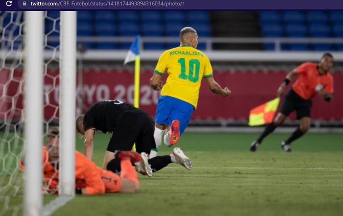 Pemain timnas Brasil, Richarlison, mencetak gol dalam bigmatch melawan timnas Jerman dalam laga grup D Olimpiade Tokyo 2020 di Stadion Yokohama pada Kamis (22/7/2021) mulai pukul 18.30 WIB. 