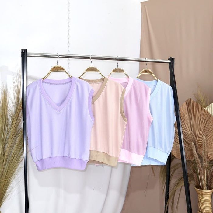 Rekomendasi online shop yang menjual rompi rajut.