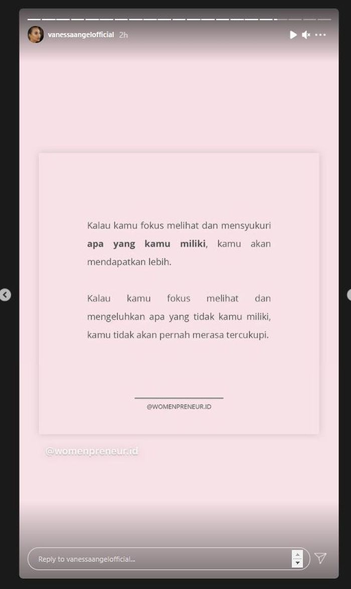 Postingan Vanessa Angel di sosial media 