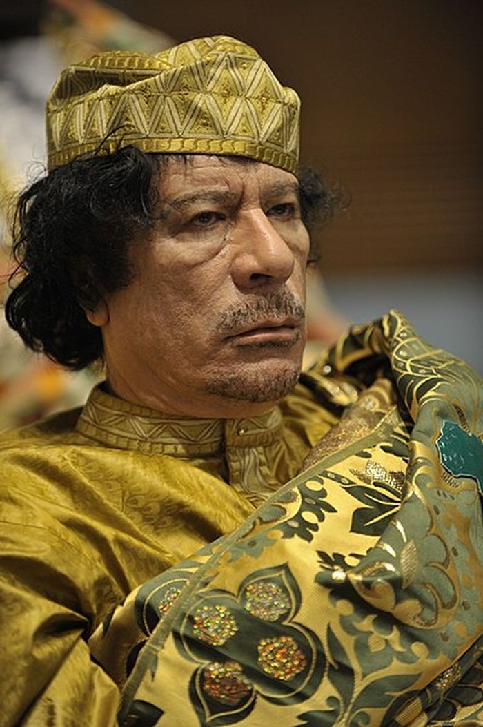 Makan malam favorit Gaddafi adalah daging unta, terutama bagian punuk. Biasanya direbus atau dipanggang.