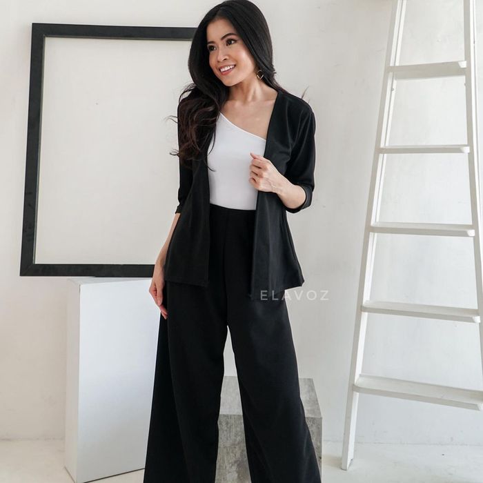 Rekomendasi blazer dari Elavos