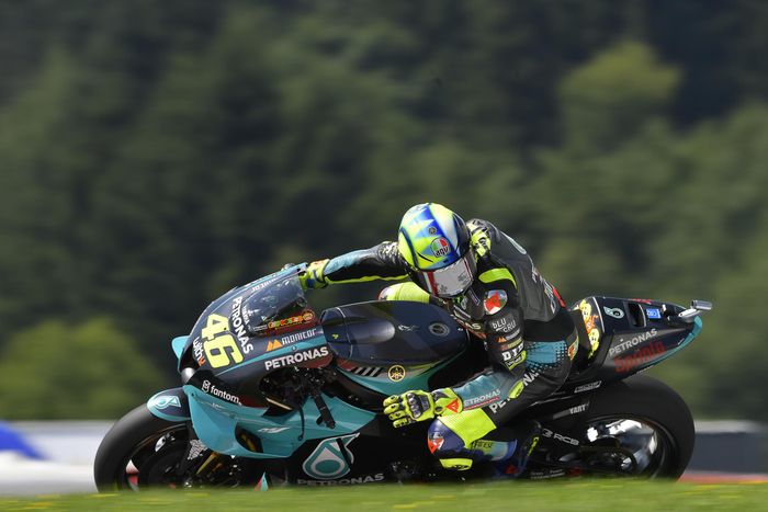 Pembalap Petronas Yamaha SRT, Valentino Rossi, pada MotoGP Austria 2021 di Red Bull Ring.