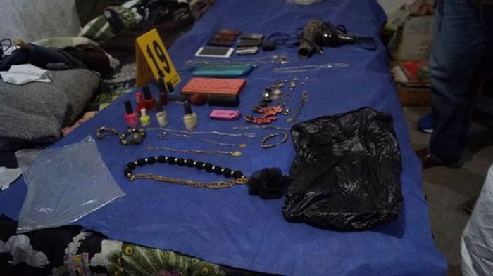 Polisi temukan barang-barang korban di rumah Andres