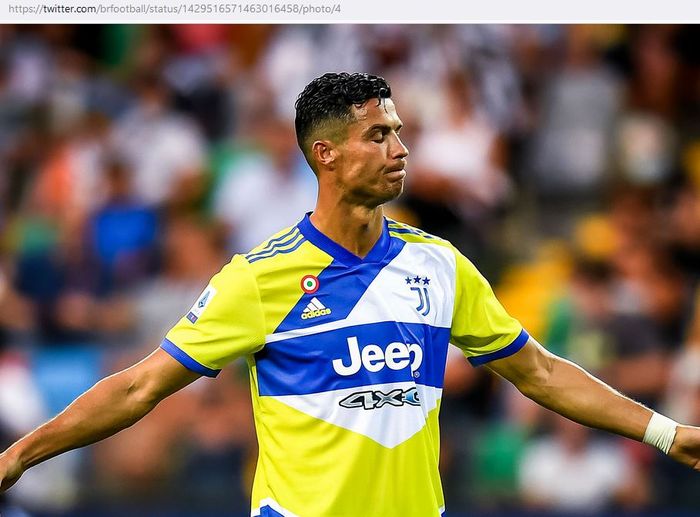 Ekspresi megabintang Juventus, Cristiano Ronaldo, dalam laga Liga Italia kontra Udinese di Stadion Dacia Arena, Minggu (22/8/2021).