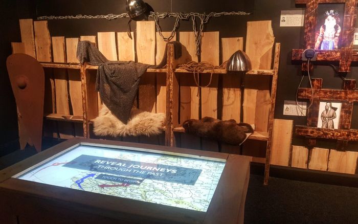 Temuan baju zirah rantai yang berusia 800 tahun itu masih utuh dan telah diserahkan kepada Knights and Conquest Heritage Centre.