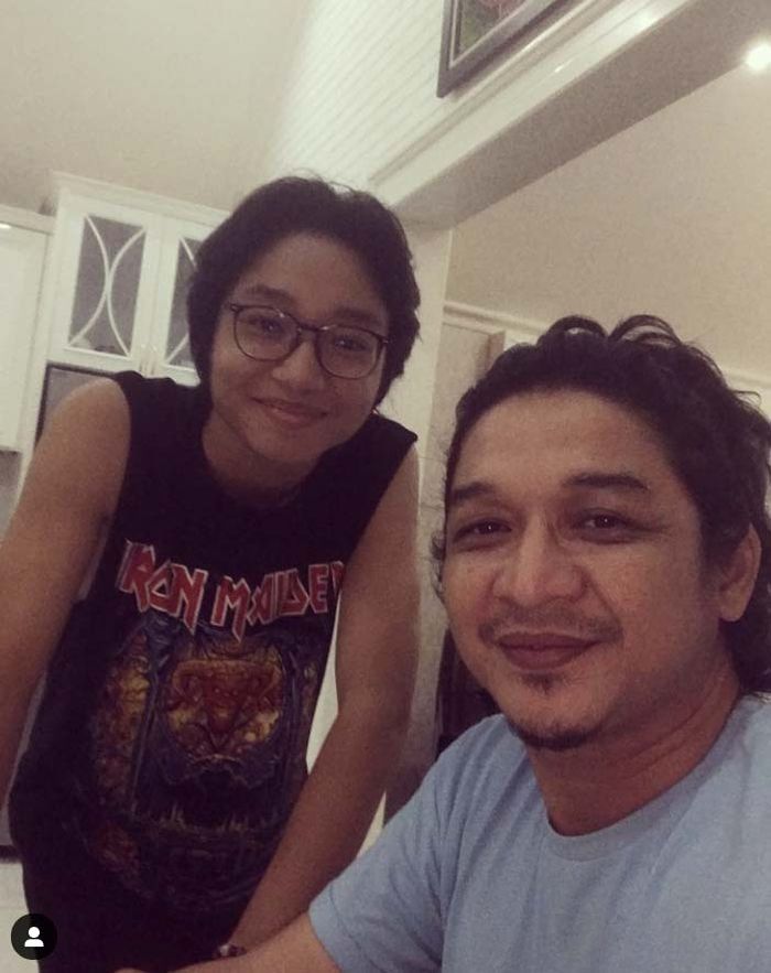 Pasha Ungu dan putra sulungnya, Keisha Alvaro.