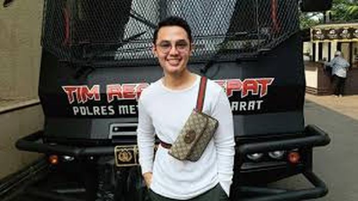 Fahri Azmi korban penipuan AH