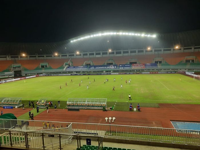 Persipura vs Persita di Liga 1 2021/2022 di Stadion Pakansari, Cibinong, Bogor, Sabtu (28/8/2021).