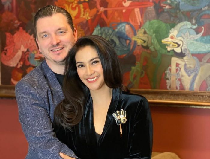 Erik Meijer dan Maudy Koesnaedi