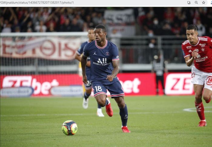 Gelandang tengah Paris Saint-Germain, Georginio Wijnaldum.