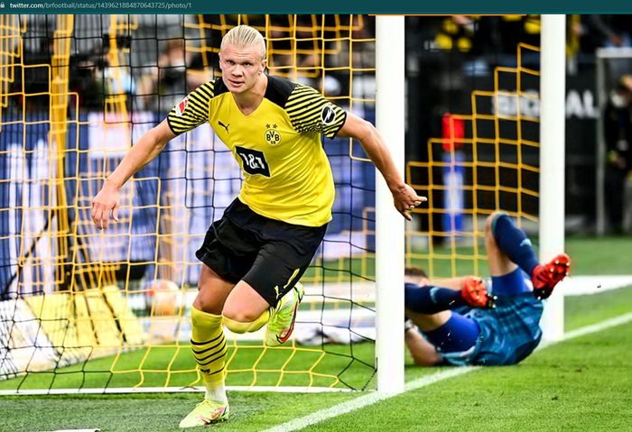 Penyerang Borussia Dortmund, Erling Haaland, masih menjadi komoditas panas di bursa transfer.